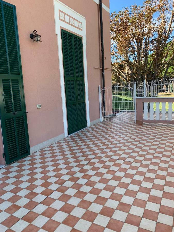 Resort Villa Rosa Maria Savona Exterior photo